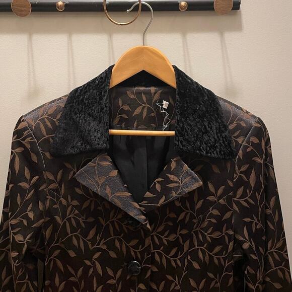 Luxury Designer Black Satin Coat, Blazer | Velvet Trim Pockets Lined, 10/12 M/L - Picture 4 of 9